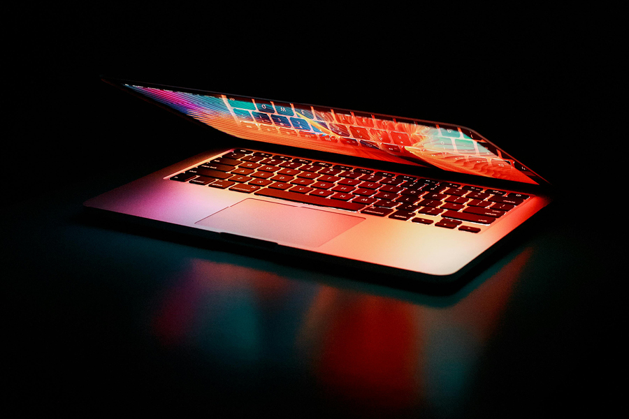 Tribune : « Avec l’essor de l’IA, nous ne serons bientôt plus capables de distinguer le vrai du faux »